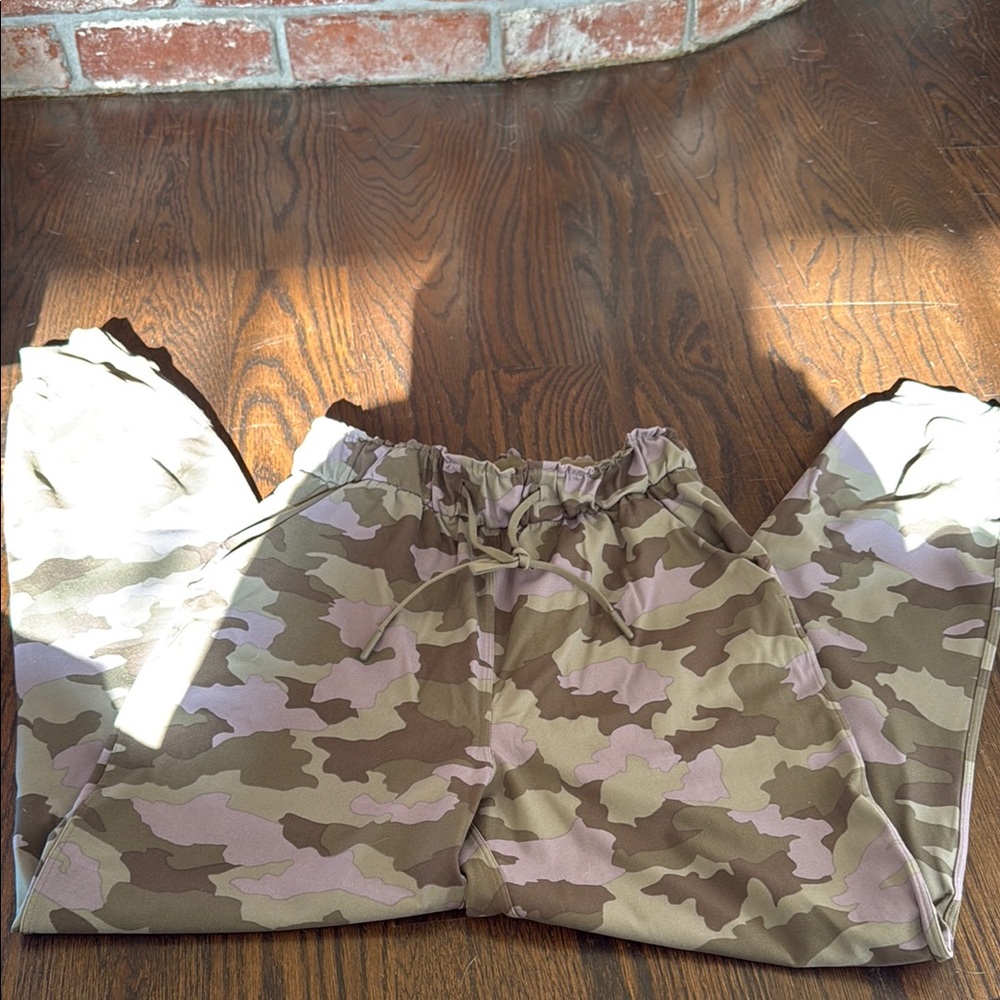 Lululemon Camouflage Jogger Pants